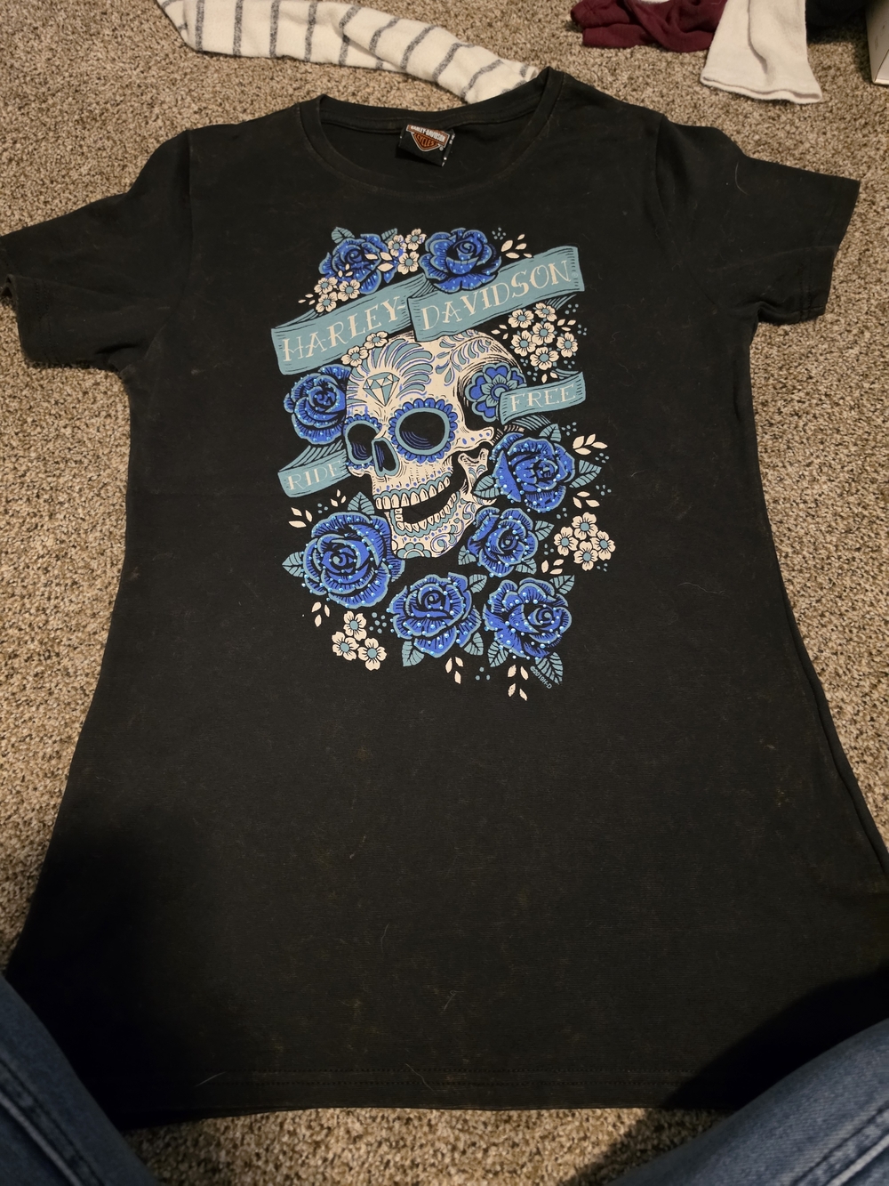 Harley-Davidson Women' s Black Short-Sleeve Tee with Blue Floral Skull Graphic